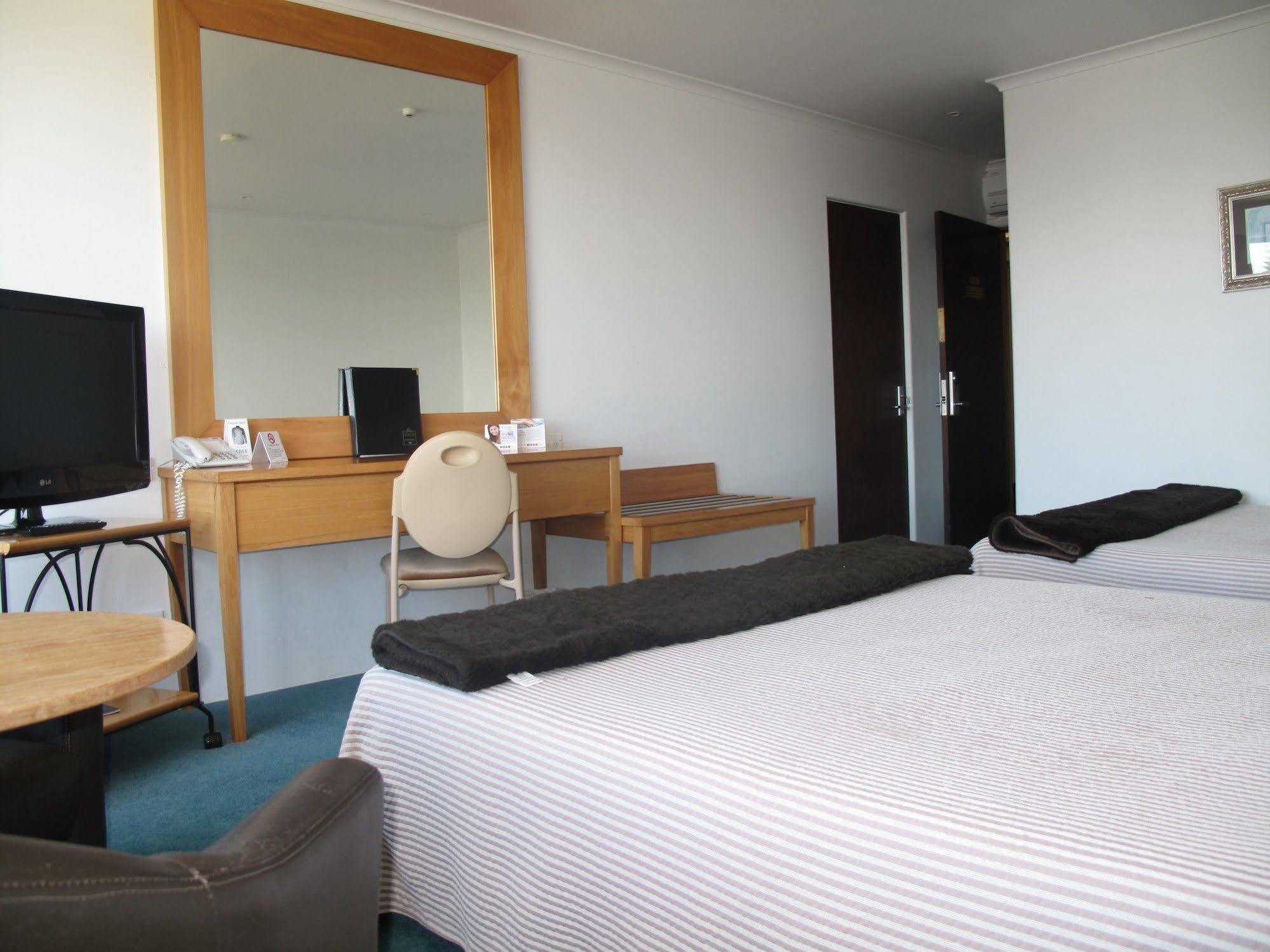 พลีมัท อินเตอร์เนชั่นแนล Hotel นิวพลีมัธ ภายนอก รูปภาพ